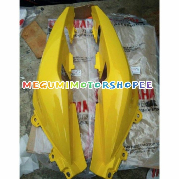 Jual BODY BELAKANG KANAN KIRI YAMAHA XMAX 250 KUNING ORIGINAL YAMAHA