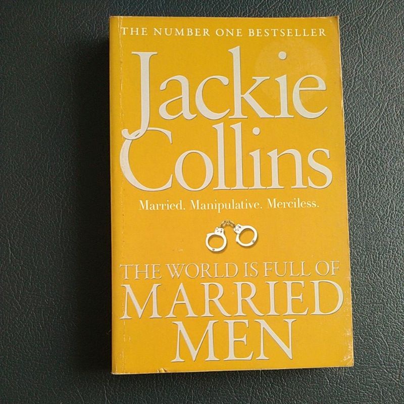 Jual Jackie Collins Thw World Is Full Of Married Men Shopee Indonesia