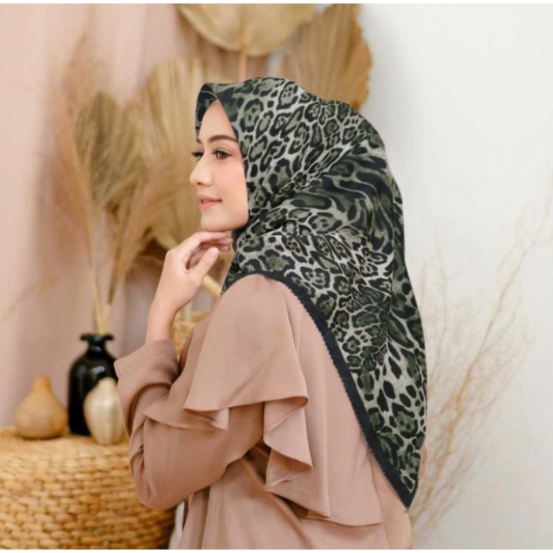 Jual Sale Hijab Tiger Hitam Cod Kerudung Voal Motif Segi Empat