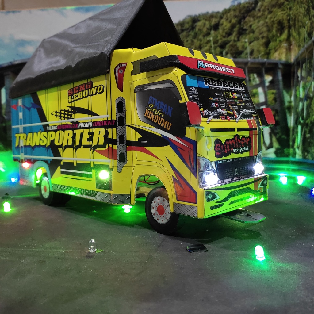 Jual Truk Oleng Miniatur Kayu Asli Full Variasi Transporter Lampu Kelap