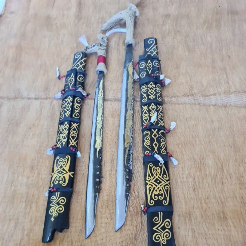 Jual Mandau Model Naga Emas Mandau Khas Suku Dayak Kalimantan Shopee