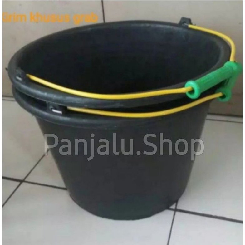 Jual Ember Cor 18 Ember Cor Hitam Plastik Anti Pecah Shopee Indonesia