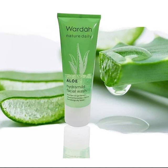 Jual Wardah Nature Daily Aloe Hydramild Facial Wash 100ml Shopee