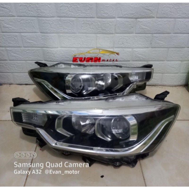 Jual Headlamp Lampu Depan Suzuki All New Ertiga Tahun