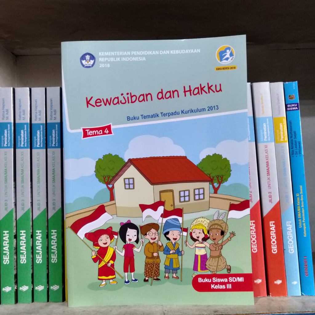 Jual BUKU PAKET TEMATIK SD KELAS 3 TEMA 4 KEWAJIBAN DAN HAKKU Shopee