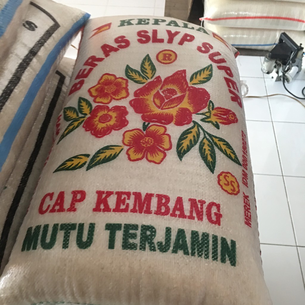 Jual Beras Setra Ramos Cap Kembang Kg Kg Kg Kg Shopee Indonesia