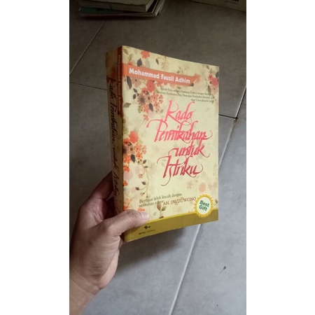 Jual Kado Pernikahan Untuk Istriku By Muhammad Fauzil Adhim Shopee