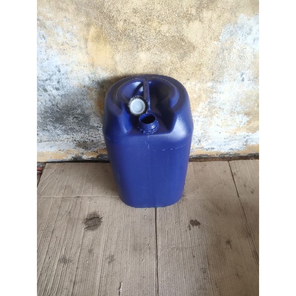 Jual Jerigen Bekas 25 Liter 30liter Biru Bahan Tebal Shopee Indonesia