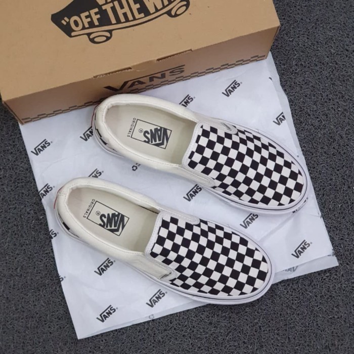 Jual SEPATU VANS SLIP ON OG CHECKERBOARD WHITE Kotak Slip On 36