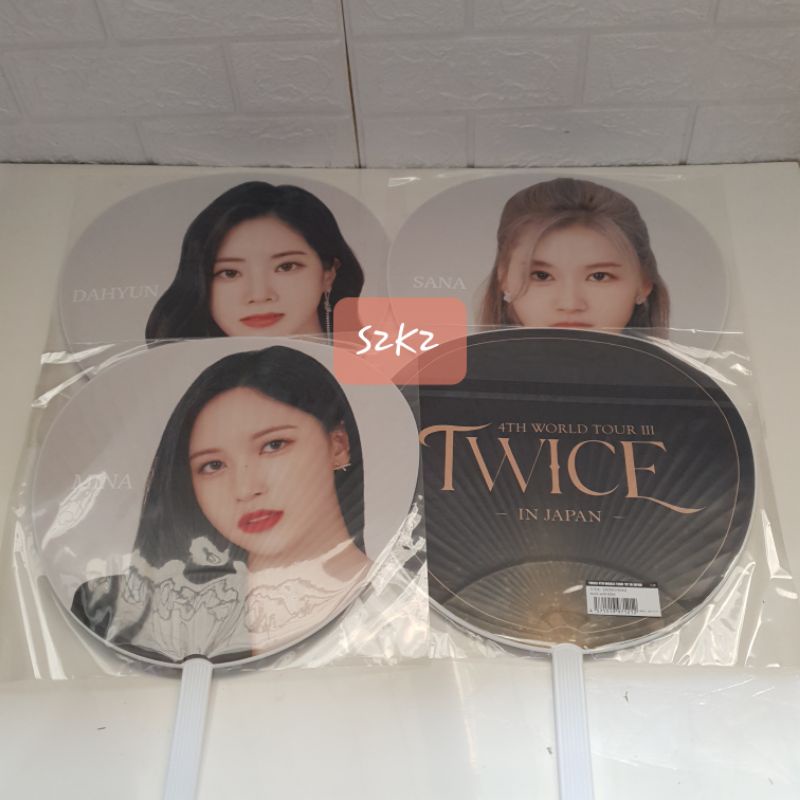 Jual KIPAS UCHIWA TWICE 4TH WORLD TOUR III IN JAPAN READY STOCK