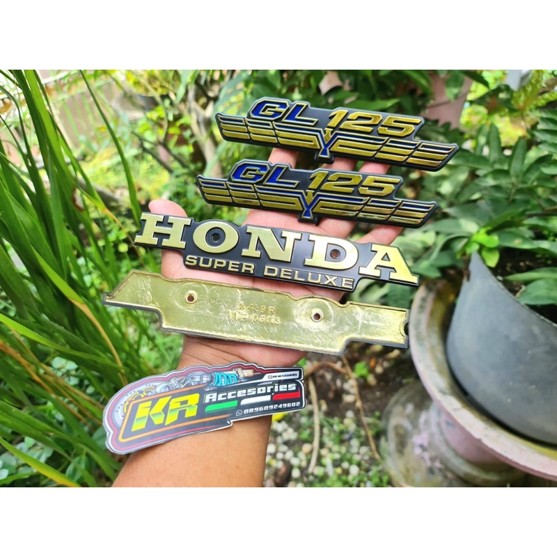 Jual Emblem Tangki Gl Kuningan Import Set Emblem Box Aki Shopee