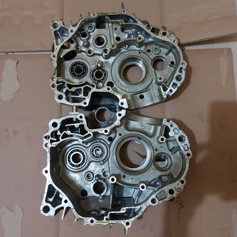 Jual CRANKCASE KRENGKES BLOK KALTER KANAN KIRI NOMER MESIN VERZA 150