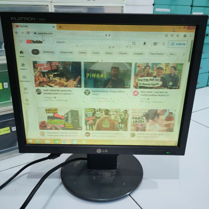 Jual Monitor Lcd Kotak Lg Flatron Inch L S Layar Minus Seperti