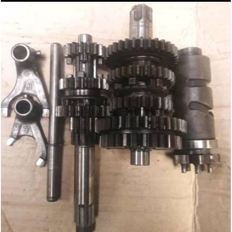 Jual Gear Gigi Rasio Gear Box Transmisi Rasio Set Yamah Vega R New