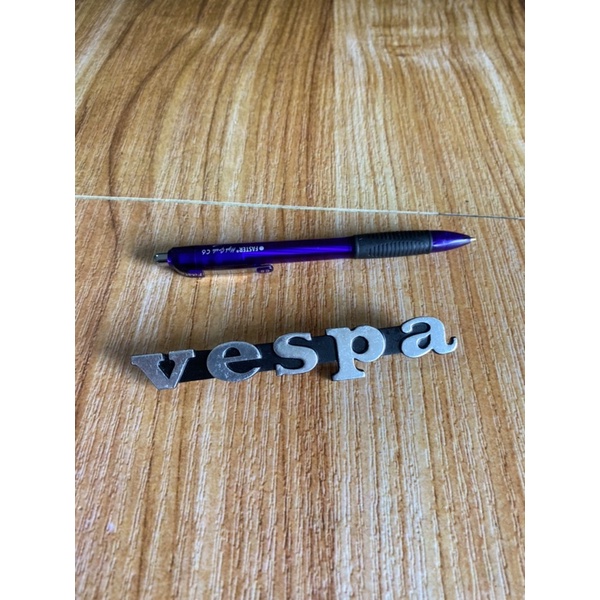 Jual Emblem Logo Tulisan Dada Vespa Balok Depan Shopee Indonesia