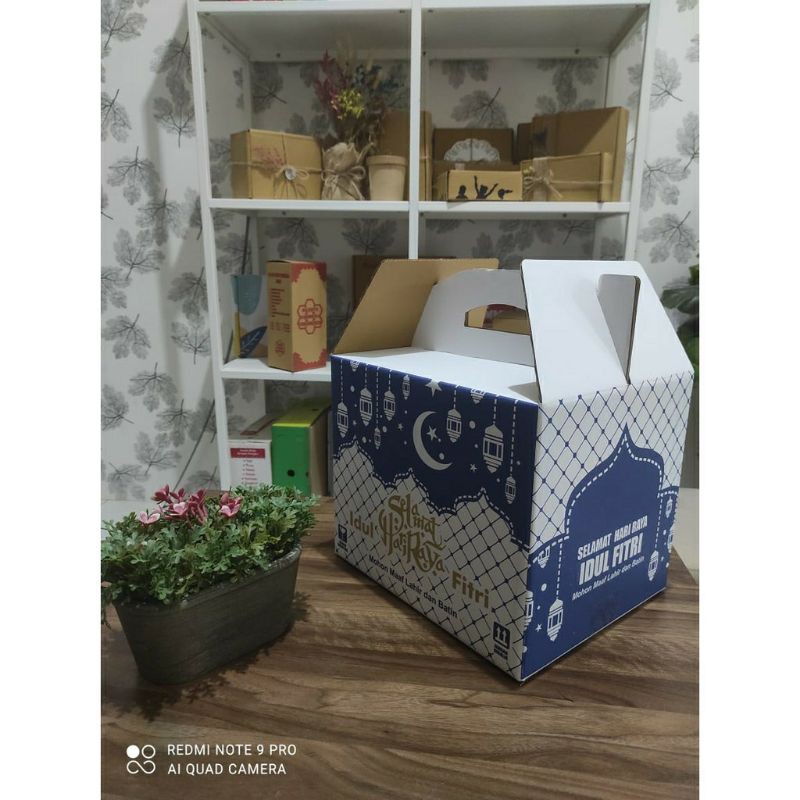 Jual Kardus Parcel Jinjing Lebaran X X Cm Tanggung Hampers