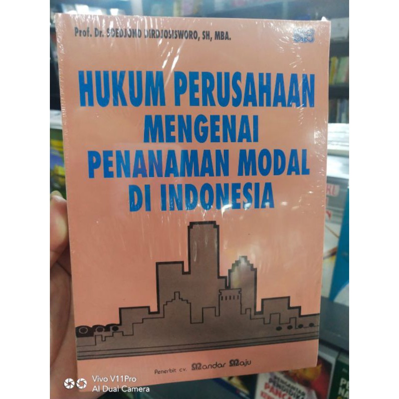 Jual HUKUM PERUSAHAAN MENGENAI PENANAMAN MODAL DI INDONESIA Shopee