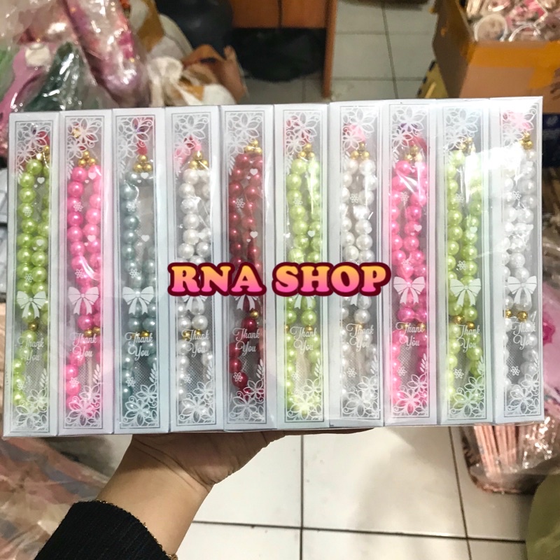 Jual Souvenir Tasbih Butir Mutiara Mengkilap Kemasan Mika Motif