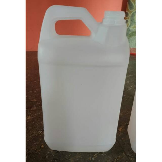 Jual JERIGEN 5 LITER BARU TUTUP SEGEL DAN PLUG Shopee Indonesia