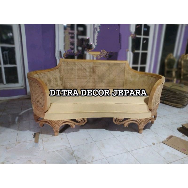 Jual Kursi Pelaminan Rotan Kursi Pelaminan Kapsul Kursi Pelaminan