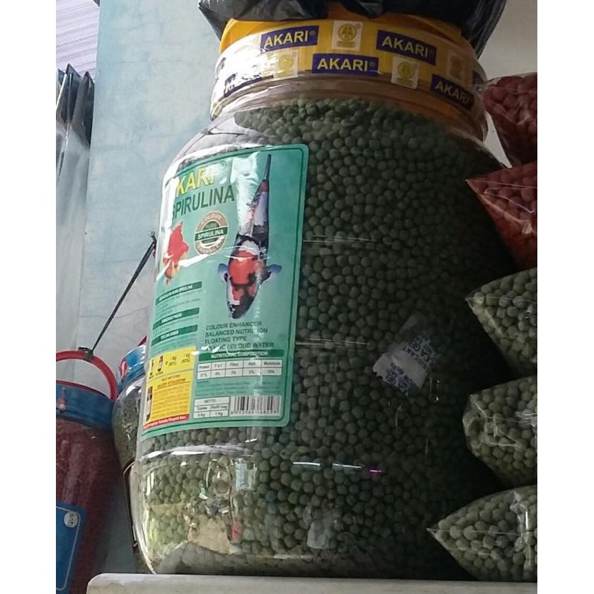 Jual PELLET PAKAN IKAN KOI MERK AKARI SPIRULINA 4kg Shopee Indonesia