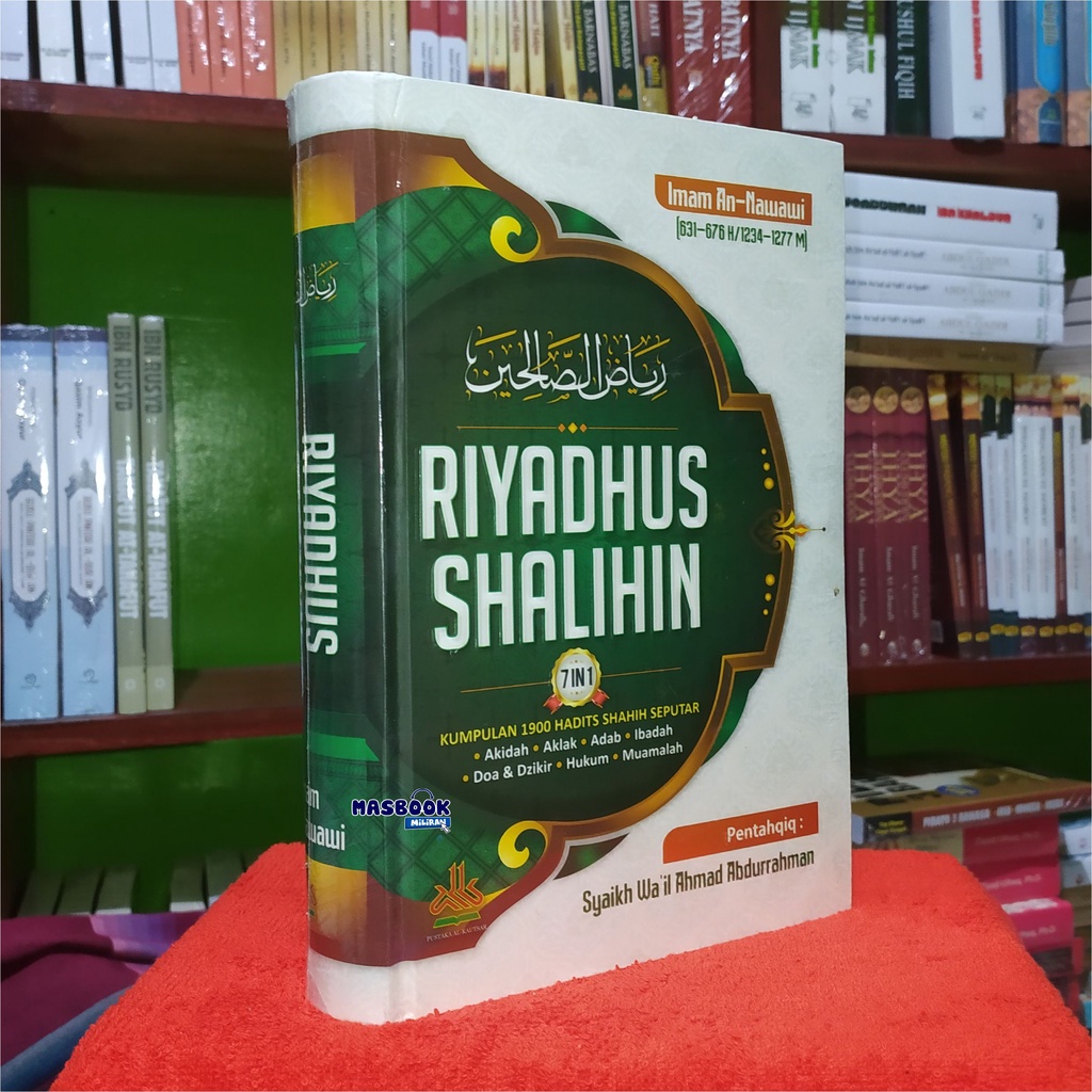 Jual BUKU RIYADHUS SHALIHIN Kumpulan 1900 Hadits Shahih Imam An