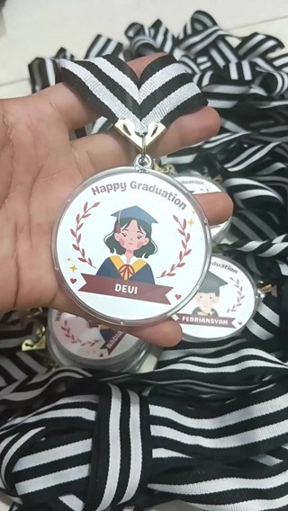 Jual Medali Custom Kelulusan Sekolah Medali Wisuda Murah Medali