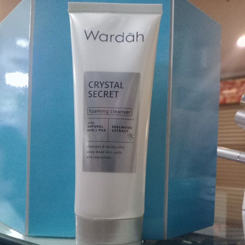 Jual Wardah Crystal Secret Melting Milk Cleanser 100ml Shopee Indonesia