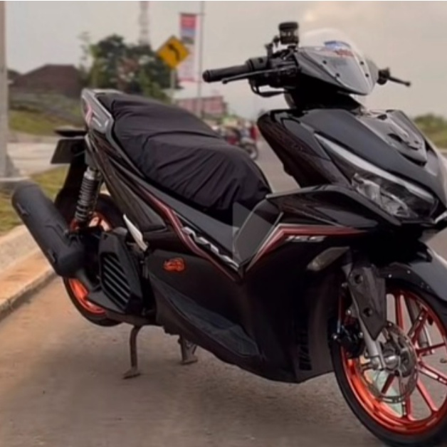 Jual STRIPING TRANSPARAN AEROX ALL NEW CONNECTED 155 LIS SIMPEL DESIGN