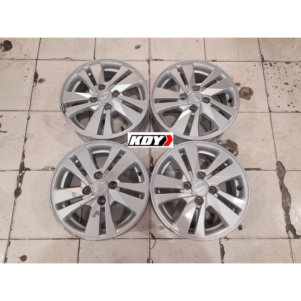 Jual Velg Pelek OEM Original Copotan Mobil Datsun Ring 15 Baut 4 PCD