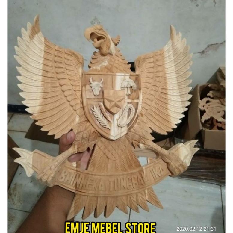 Jual Lambang Burung Garuda Ornamen Ukir Hiasan Dinding Kayu Jati