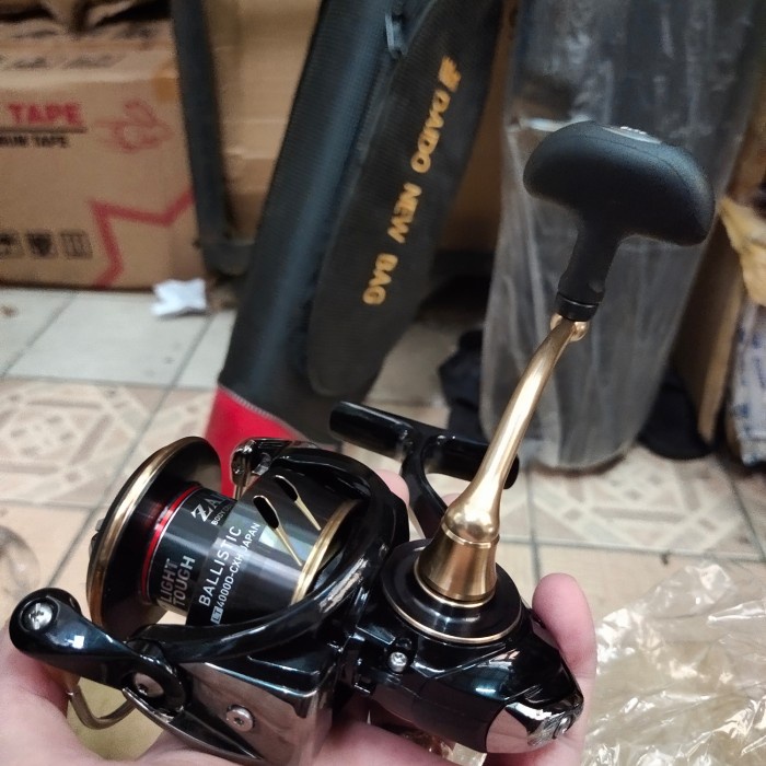 Jual Reel Daiwa Ballistic Made In Japan 4000 Cxh Shopee Indonesia