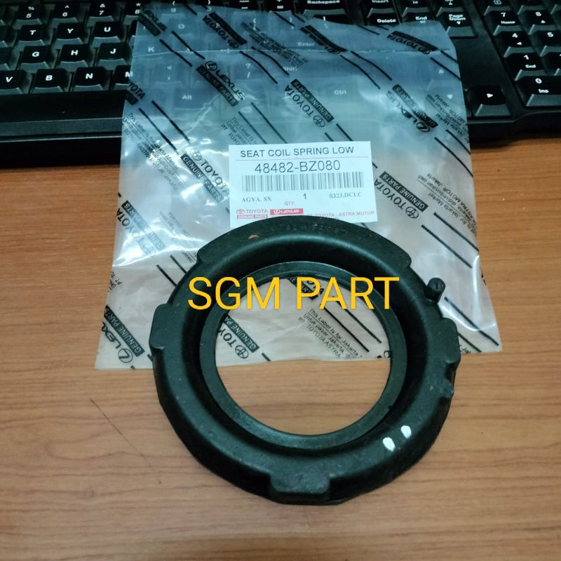 Jual Karet Tatakan Per Keong Belakang Bawah Toyota Calya Sigra Original