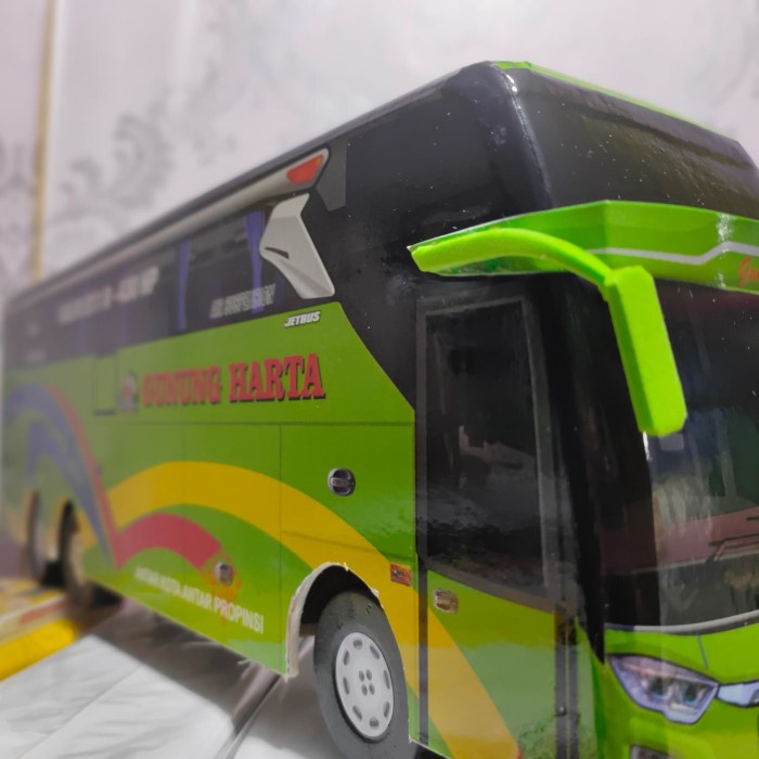 Jual Flash Sale Miniatur Bus Bis Gunung Harta Tronton Roda 6