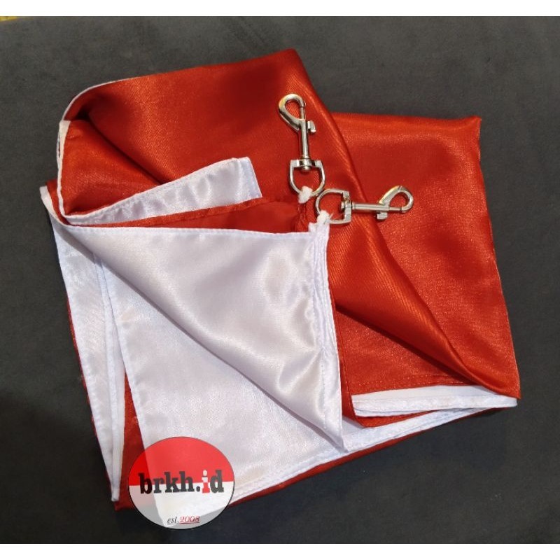 Jual Bendera Merah Putih Satin Halus X Pengait Besi Bendera