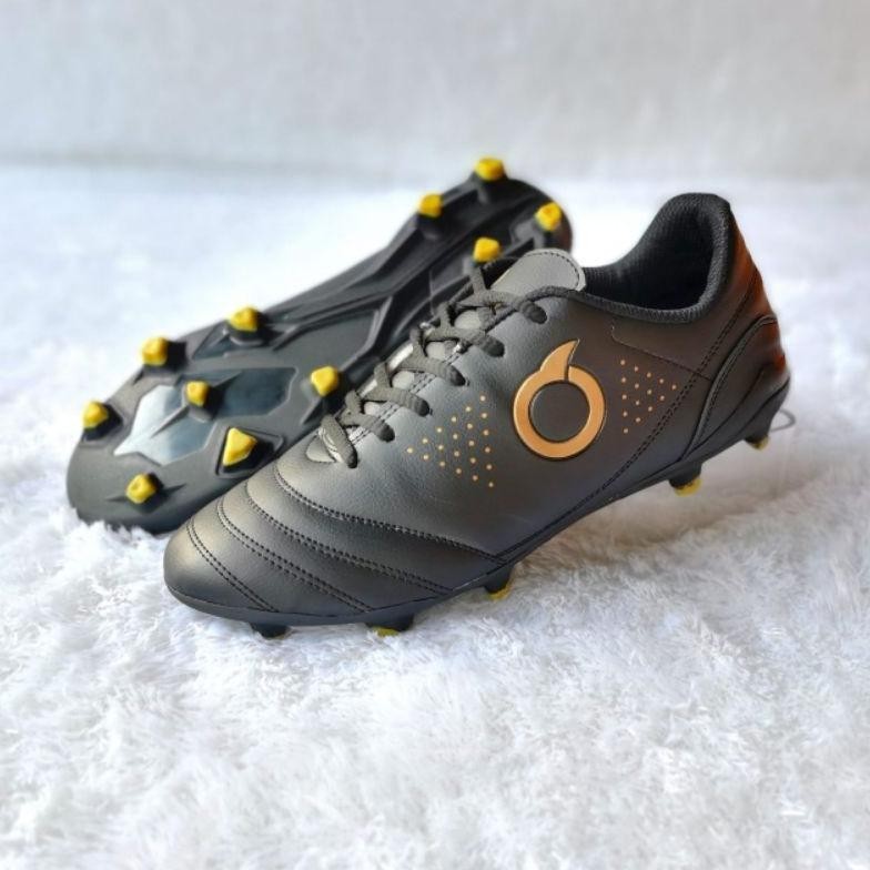 Jual Sepatu Futsal Dan Bola Ortus Forte Savage Ortuseight Hitam Gold