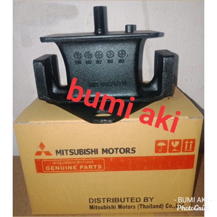 Jual Karet Mesin Depan Atau Engine Mounting Mitsubishi Pajero Sport