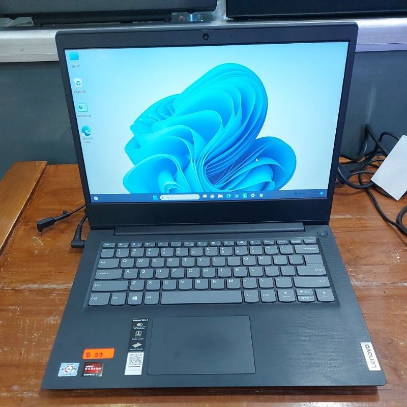 Jual Laptop Lenovo Amd Athlon G Ram Gb Ssd Gb Vga Amd Radeon