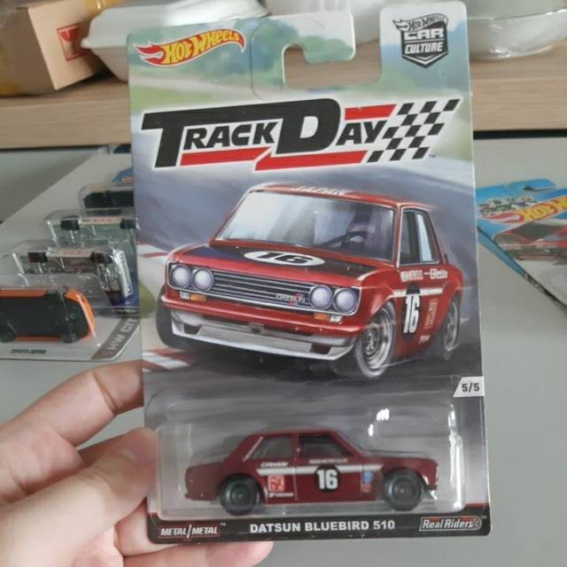 Jual Hot Wheels Track Day Datsun Bluebird 510 Shopee Indonesia