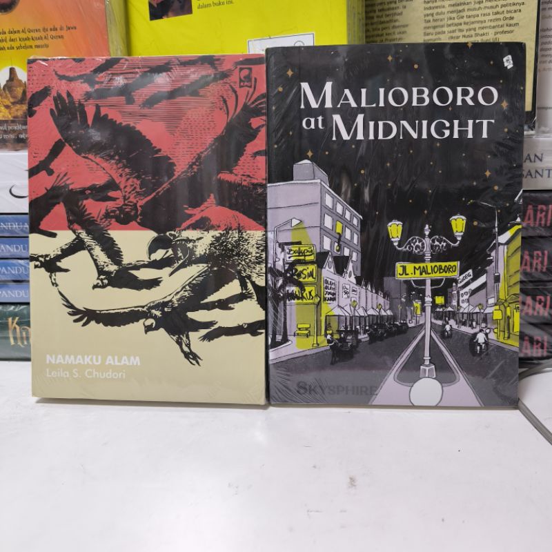 Jual Paket 2 Buku Namaku Alam Dan Malioboro At Midnight Shopee