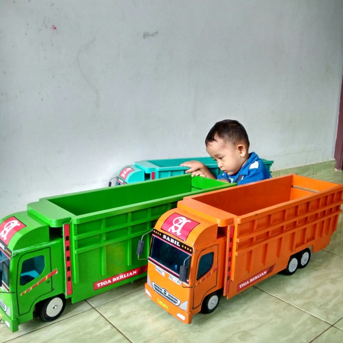 Jual HOT SALE MINIATUR MOBIL TRUK TRONTON OLENG KAYU TRUCK OLENG