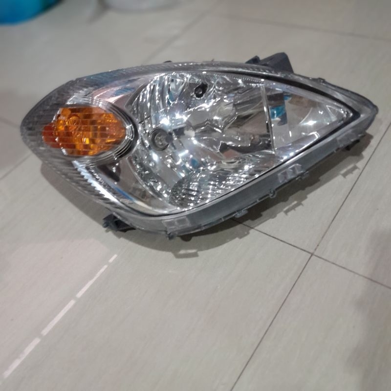 Jual Head Lamp Lampu Depan Avanza Xenia VVTI Original Th 2006 Sampai