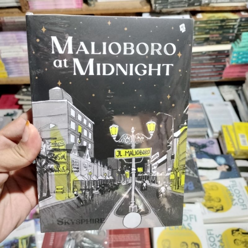 Jual Buku Malioboro At Midnight Shopee Indonesia