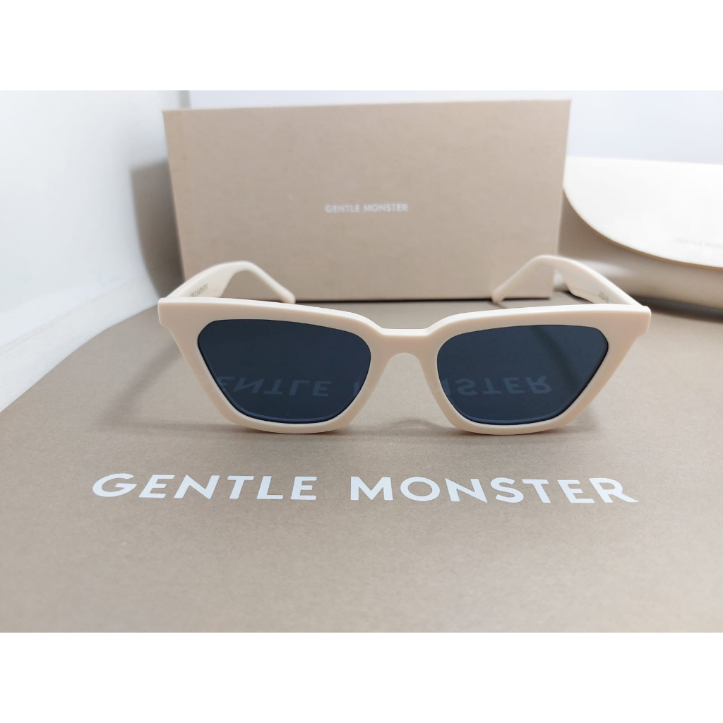 Jual Kacamata GENTLE MONSTER AGAIL White Black Original Shopee Indonesia