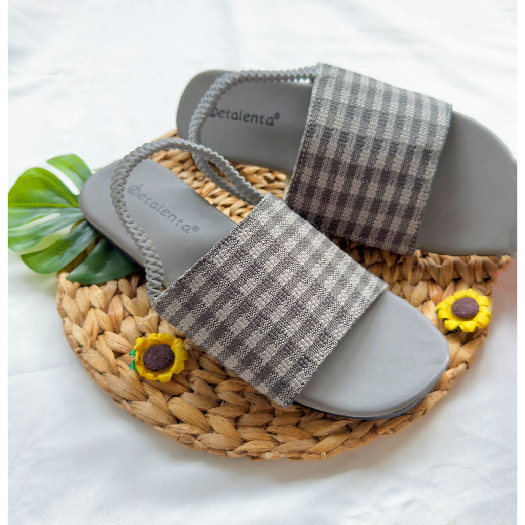 Jual Destin Sandal Flat Tali Belakang Motif Kotak Estetik Kekinian