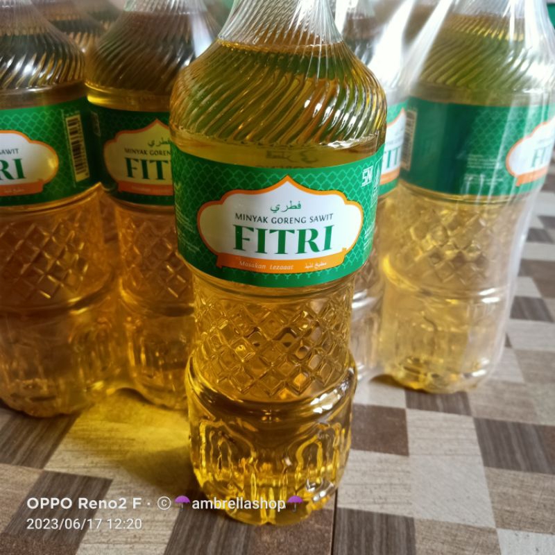 Jual MINYAK GORENG FITRI KEMASAN BOTOL 900ML Shopee Indonesia