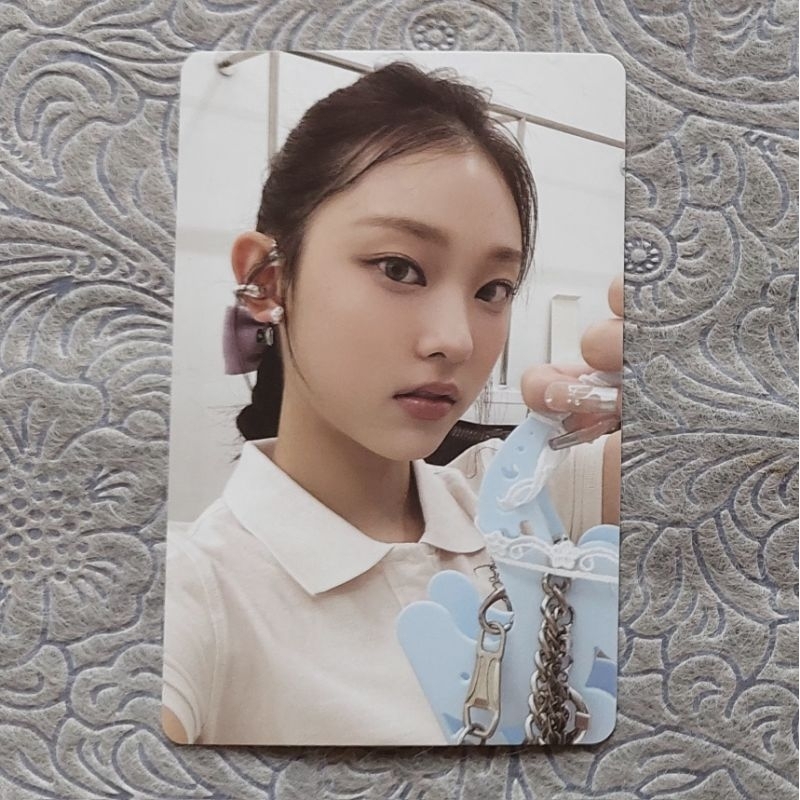 Jual Official Photocard NewJeans Get Up Weverse A Ver Minji Hanni