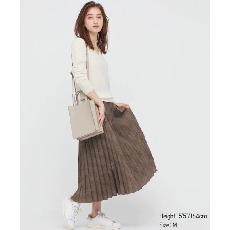 Jual Uniqlo Accordion Pleated Skirt In Brown Checkered Shopee Indonesia