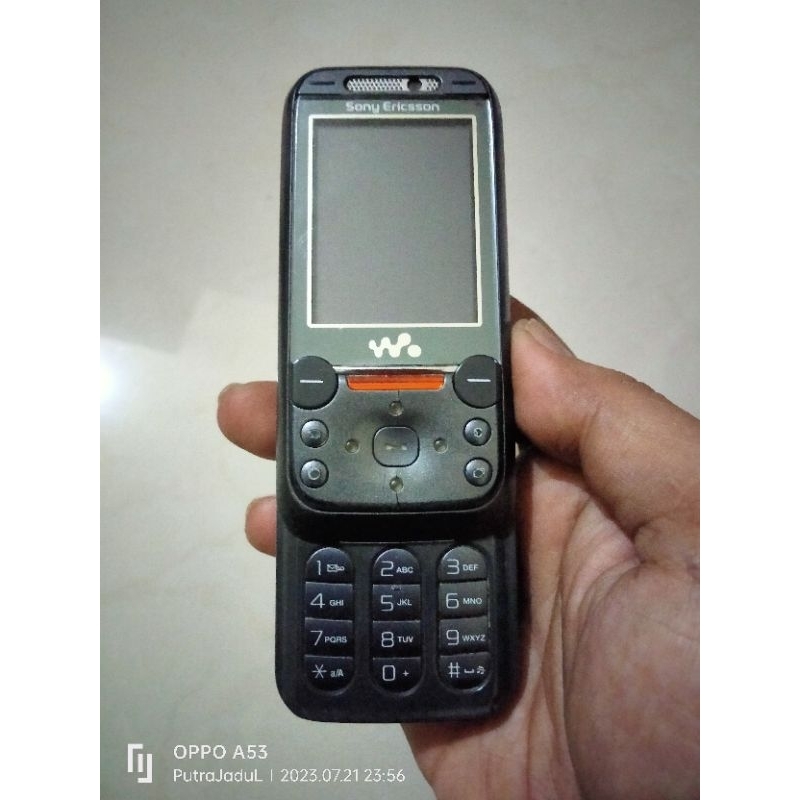 Jual Sony Ericsson W850 I Bahan Original Mulus Jadul Langka Unik Imut