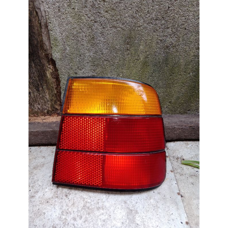 Jual Stoplamp Lampu Belakang Kanan BMW E34 Original Merk Hella Shopee